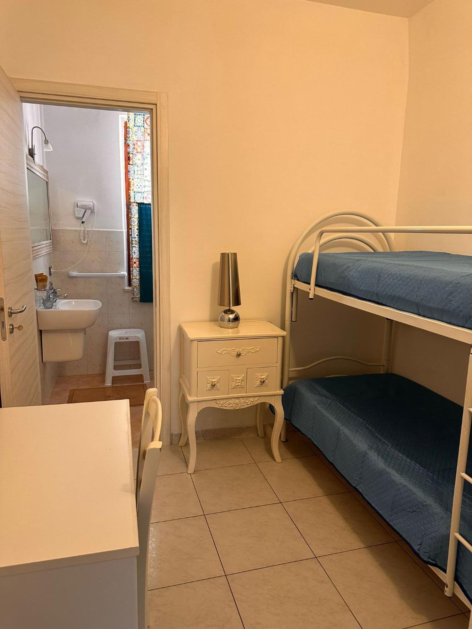 Apartamento A Due Passi Dal Centro Favignana Exterior foto